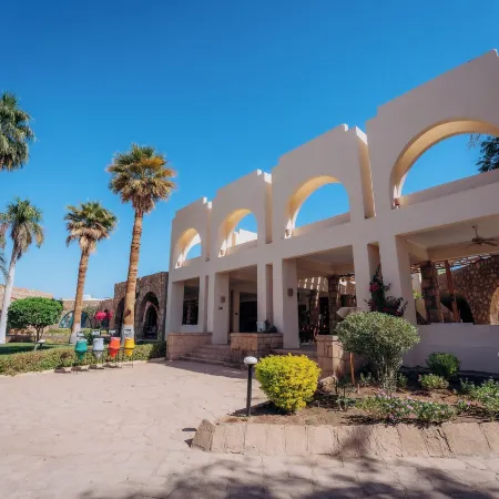 Seti Abu Simbel Lake Resort Отели рядом с Аэропорт Абу-Симбел