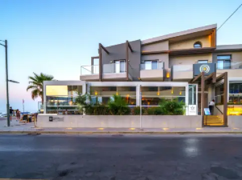 Pearl SeaBreeze Suites