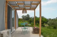 Quonset Glamping Hotels in Seferihisar