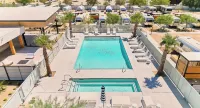 Acres Landing Hotel di Desert Hot Springs