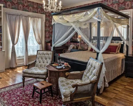 Silver Heart Inn & Cottages Hotels in Independence