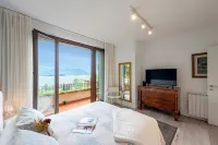 Il Dipinto Sul Lago Stresa Center: Terrace, Garden and Privare Garage - Happy Rentals - 4-Star