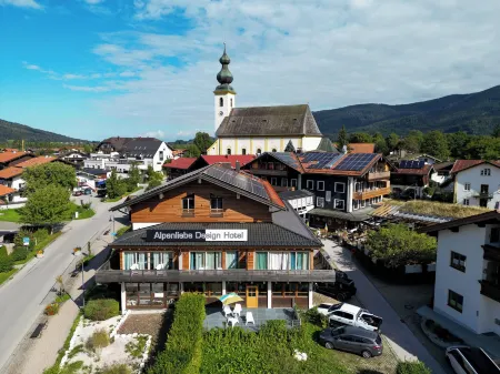 Design Hotel Alpenliebe - - - - Boutique-Flair - - - - Отели в г. Инцелль