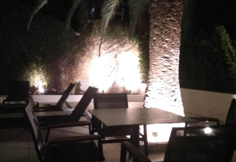 아테네 코스트 호텔