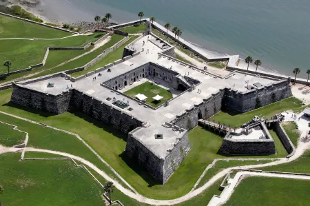 DoubleTree by Hilton St. Augustine Historic District