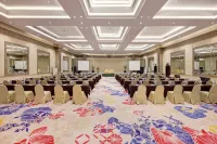 Lumire Hotel & Convention Centre