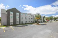 Comfort Inn & Suites Houma Hotels in Houma