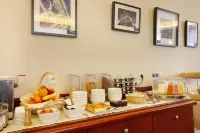 Hôtel des Marins, Saint-Malo - breakfast