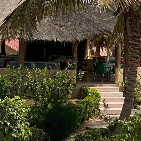 Hotel & Campement du Lac Rose