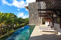 Nitzana Residences & Restaurant - Pools