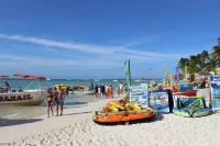 Coconut Inn - Beach