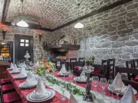 Heritage Hotel & Estate Raznjevica Dvori AD 1307 Hotels in Polača