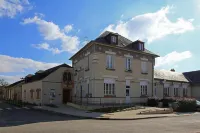 Espaces Gîtes Hotels in Etampes