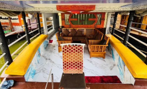 Sreekrishna Houseboats