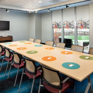 Aloft Seattle Sea-Tac Airport