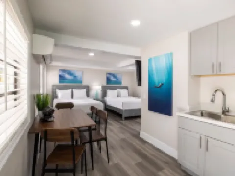 Amoray Dive Resort Hotels in Key Largo