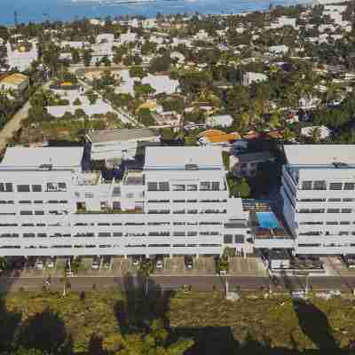 The Streamliner Hotel Apartment Hotel Exterior