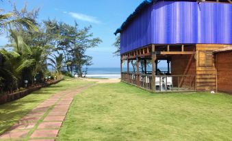 Shining Sand Beach Hotel