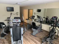 Quality Inn & Suites - Gym