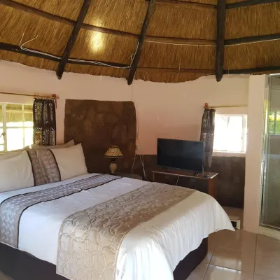 Lynns Guest House Hotels near The Hillside Dams Conservancy