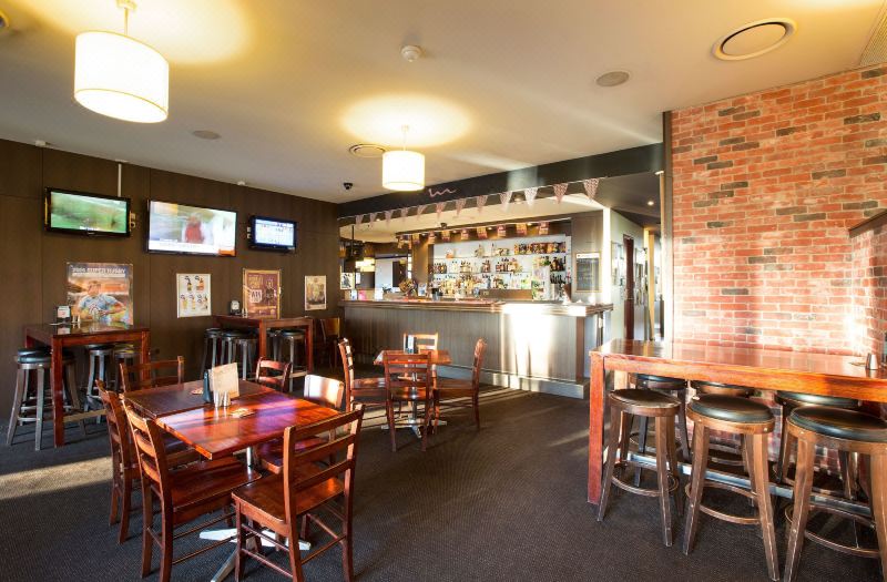 Nightcap at Federal Hotel Toowoomba photo 2