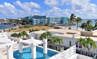 Coral Beach Club Villas & Marina