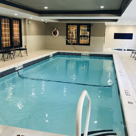 Comfort Inn & Suites Sturbridge-Brimfield