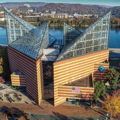 Holiday Inn Express & Suites CHATTANOOGA-LOOKOUT MTN by IHG Hotels near Ruby Falls