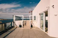 Primera Hotel