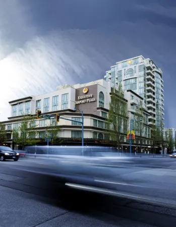 Executive Hotel Vancouver Airport Отели рядом с достопримечательностью «Sunwing»