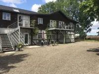 Askegaarden Apartments Hotel di 