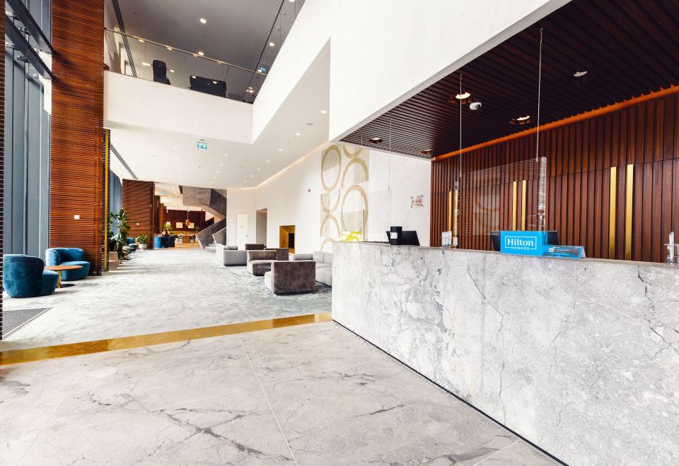 2. 힐튼 가든 인 ..