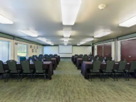 Oxford Suites Yakima Hotels in Yakima