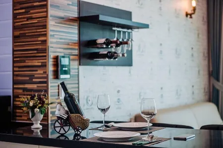 Maggiore Pension 1 Отели рядом с Аэропорт Пхохан