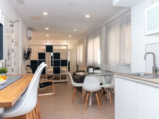 Bet Apartments - Reig