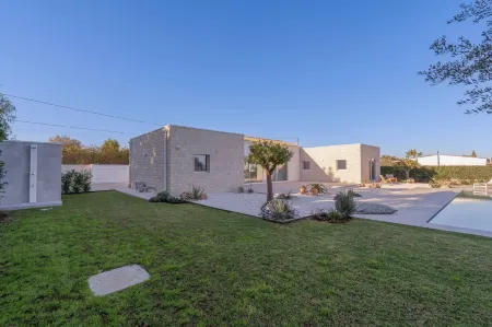 Villa Ophelia Stunning Pool
