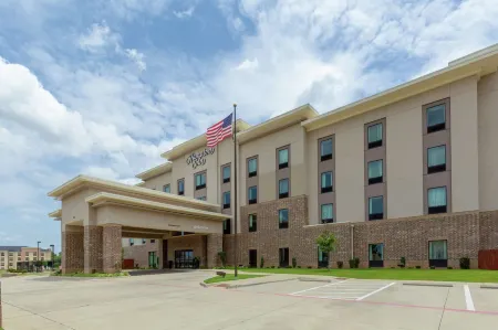 Hampton Inn Texarkana Отели в г. Тексаркана