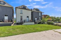 Brikctoria 1102 3 Bedroom Home