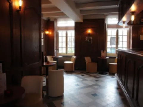 Hostellerie de la Porte Bellon Hoteles en Senlis