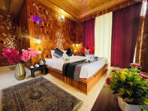 Dream Valley Kasol Hotels in 