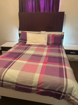 Skyline Self Service Hotels in Leigh