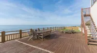 The Benervilloise Villa With its Feet in the Water Hotels in Benerville-sur-Mer