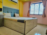 Hotel Mahal and Restaurant