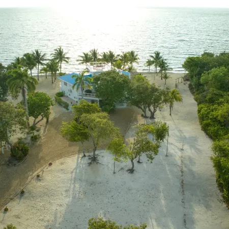 Dolphin Beach Villa