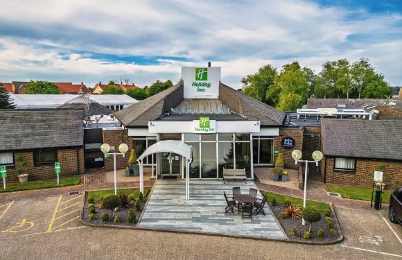 多佛爾假日酒店