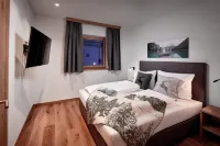 山上帶桑拿的豪華公寓