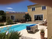 Le Claouraous Calme Hotels in Péret