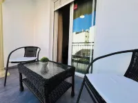 Bright Apartment Near Granada Center Hotels near Terminal 1 of Granada Airport