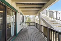 6Bdr Group Retreat Decks w Incredible Views Starry Heights by AvantStay