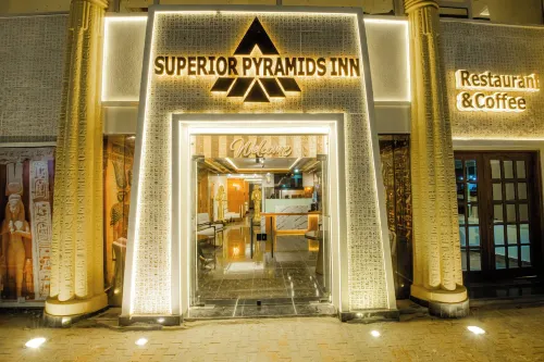 Superior Pyramids View - parcheggio